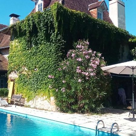 Maison Grandes Chambres Avec Cuisine -Jardin -Terrasse-Bbq Bastanes Eksteriør billede