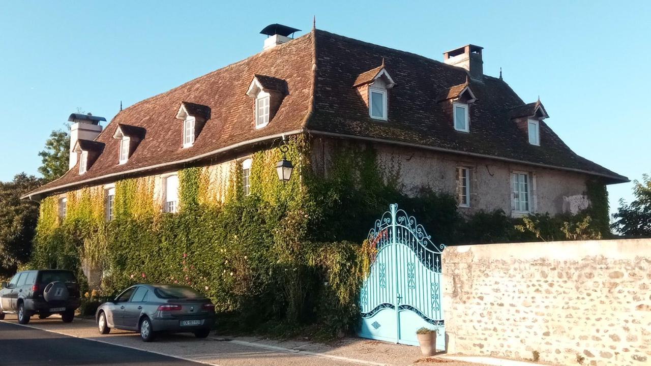 Maison Grandes Chambres Avec Cuisine -Jardin -Terrasse-Bbq Bastanes Eksteriør billede